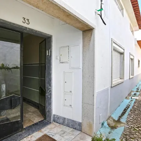 Mar Apartment *